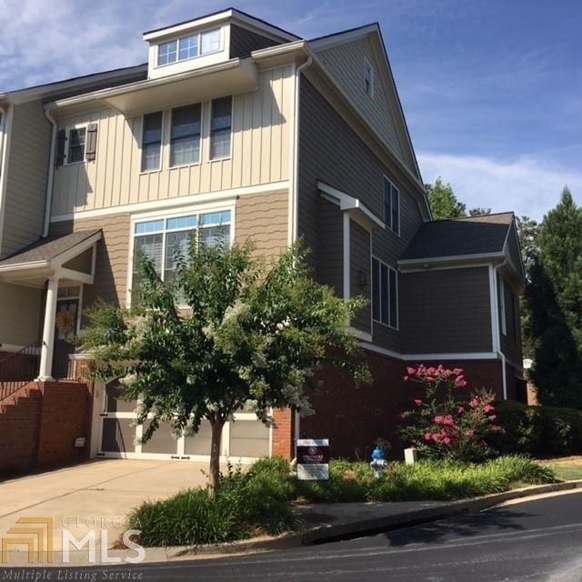 Photo - 100 Lexington Village