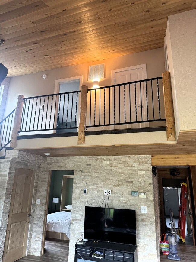 Photo - 231 E Rabbit Ct