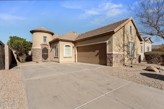 Building Photo - 14868 W Shaw Butte Dr Rental