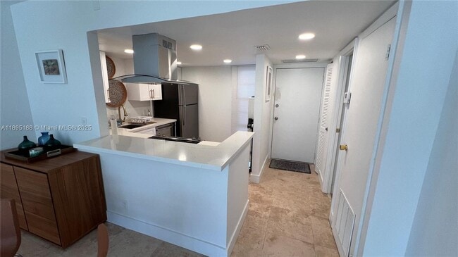Photo - 20500 W Country Club Dr Unidad 117