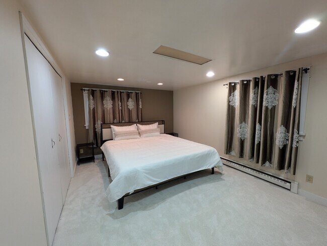 Photo - 11518 30th Ave NE