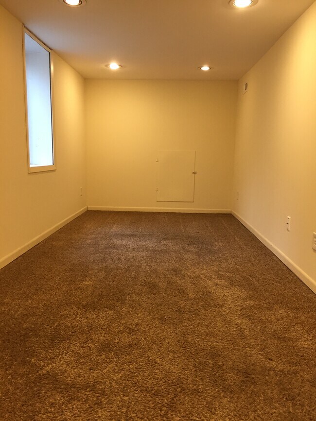Photo - 1221 America Ave NW