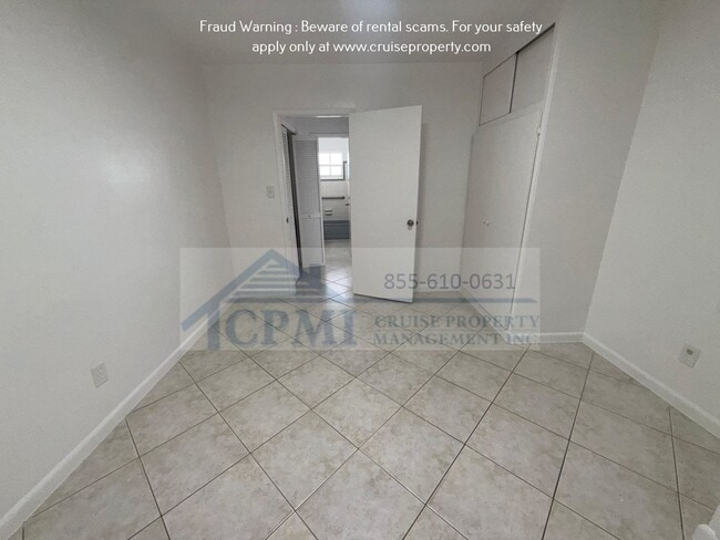 Photo - 1329 NE 17th Ave Unit 2