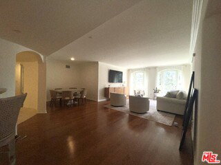 Photo - 1000 Granville Ave