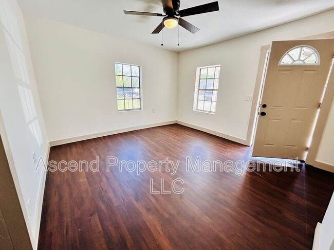 Photo - 727 Henderson Ave Unit B