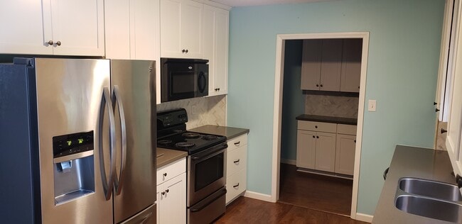 Photo - 100 Jackie Ave