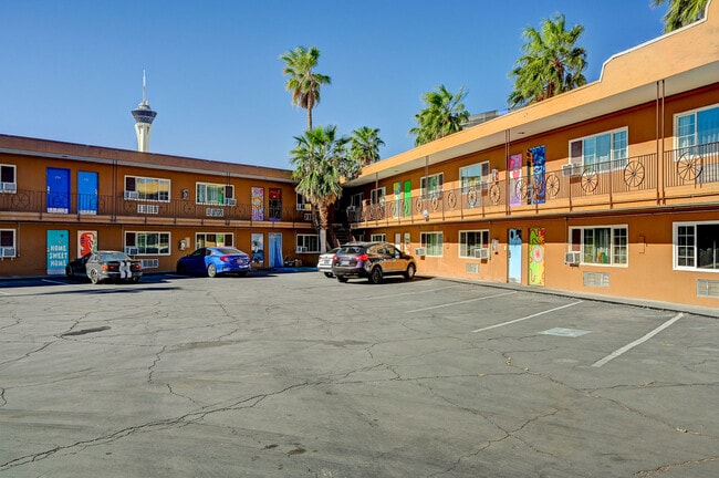On The Boulevard Suites