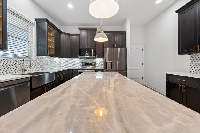 Photo - 6626 Highrock Rd