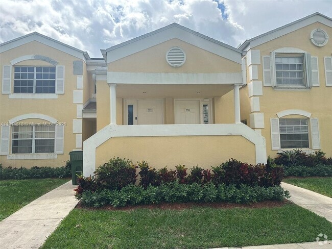 Building Photo - 2274 SE 27th Dr Unit 205-F Rental