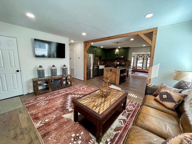 Photo - 1808 Nichols Rd