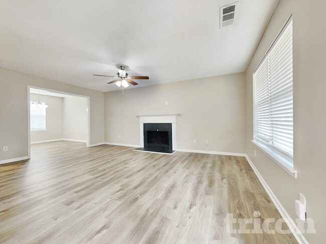 Photo - 30 Kendall Ln