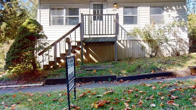 Photo - 3 bedroom, 1 1/2 bath in Mansfield!