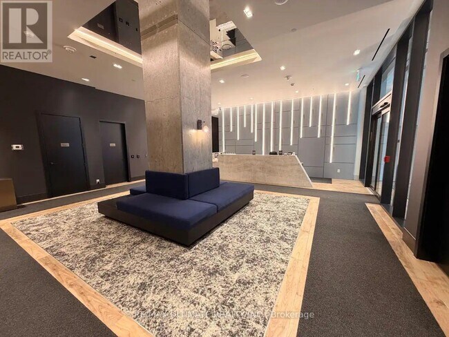 Photo - 65 Broadway Ave Unité 2702