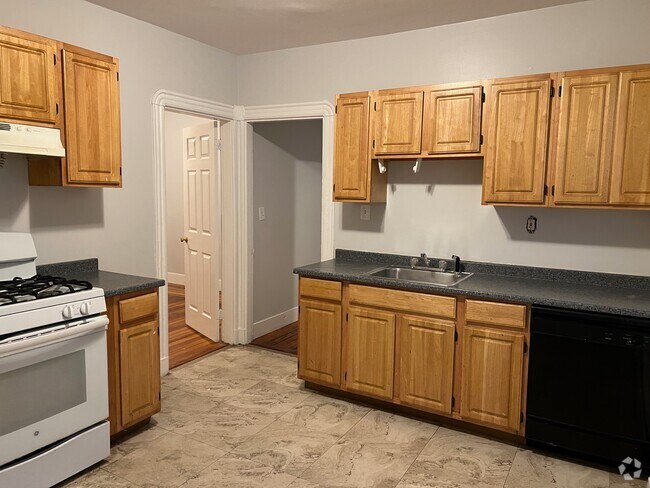 Building Photo - 3 Carson St Unit 1 Rental
