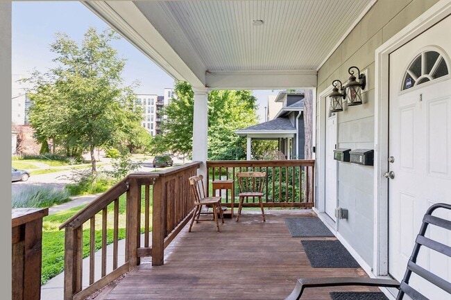 Photo - 3023 Dupont Ave S