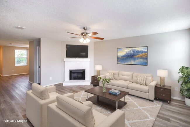 Photo - 1824 Lariat Dr