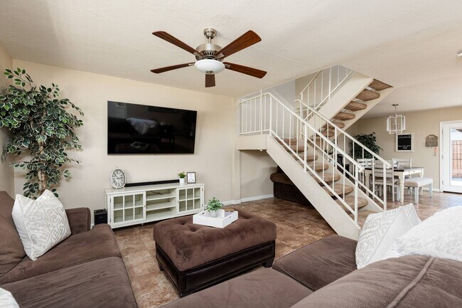 Photo - 4334 N Parkway Ave