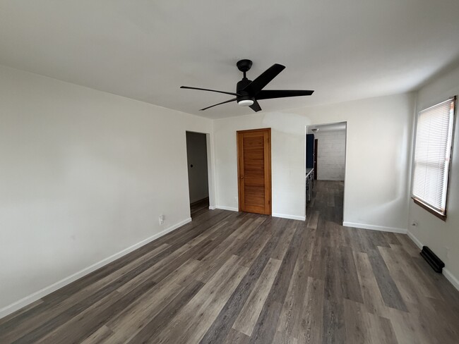 Photo - 501 Swing Ave