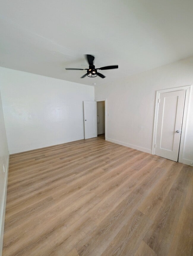 427 Coronado Ter Unidad 427 Coronado Terrace, Unit #9