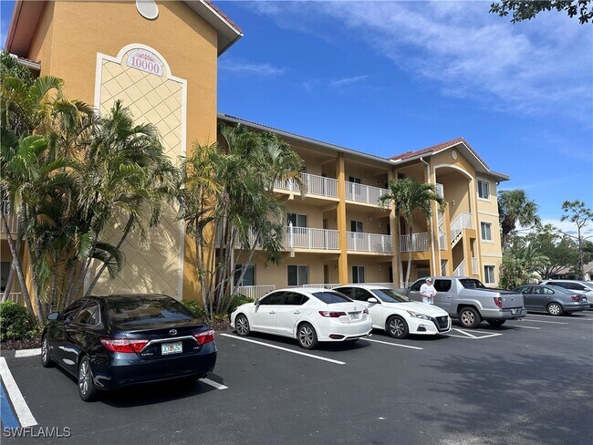 Building Photo - 10000 Maddox Ln Unit 321 Rental