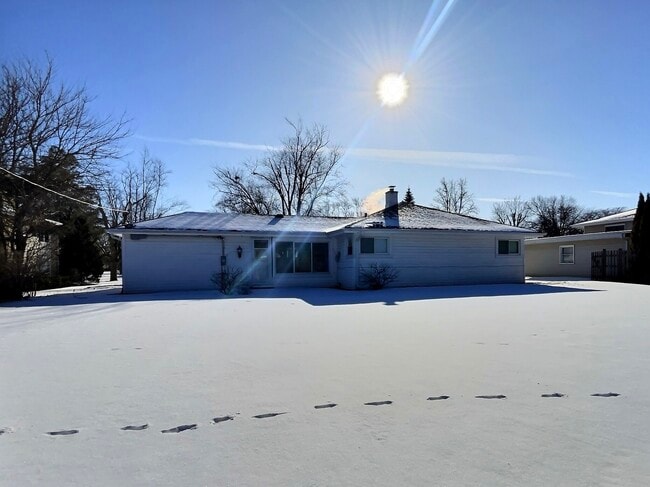 Photo - 2946 Knollwood Ln