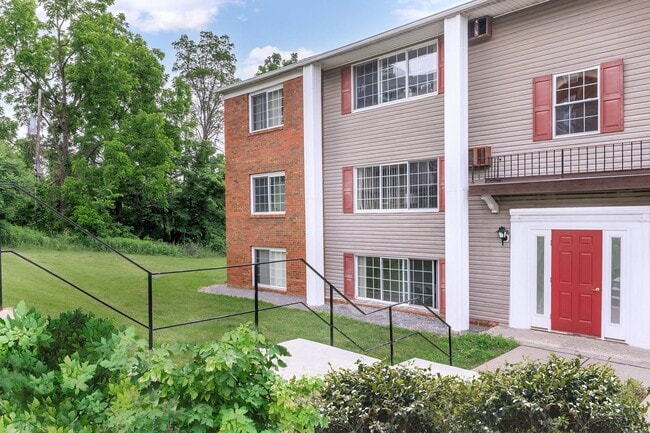 Candlewyck Park Apartments