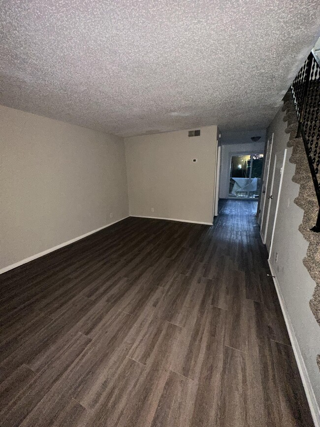 Photo - 1057 Harold Dr Townhome