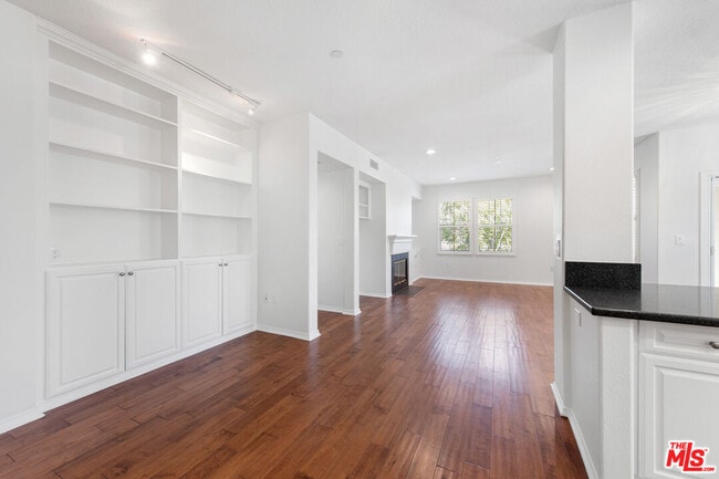 Photo - 13080 Pacific Promenade Unidad 312