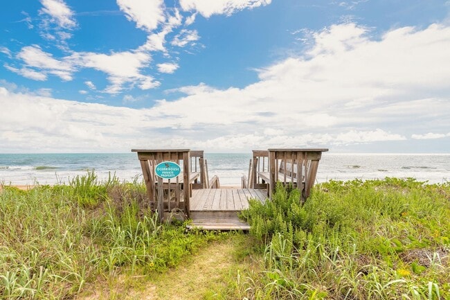 Building Photo - 2222 Ocean Shore Blvd Rental