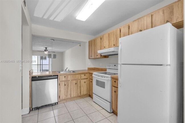 Photo - 841 NE 207th Ln Unit 3-201