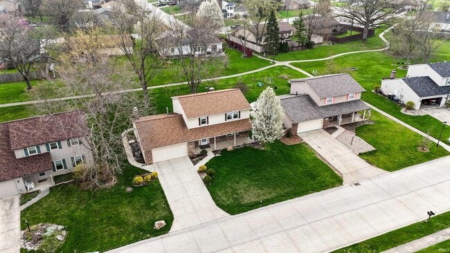 Photo - 7104 Tanbark Ln