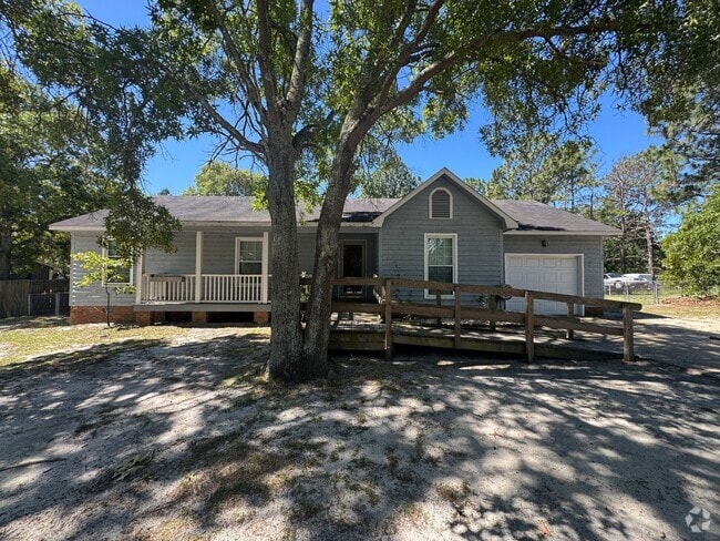Building Photo - Cute 3 Bedroom Ranch with Large Yard Rental