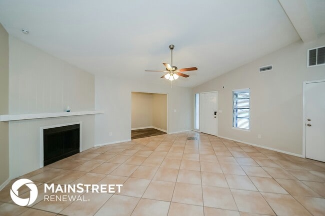 Photo - 4474 Pike Ave