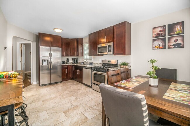 3836 S Lombard Ave Unidad SI ID1301570P