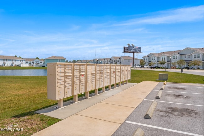 Photo - 1886 Pointe Dr
