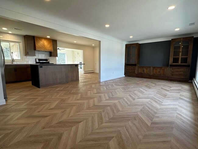 Photo - 3711 Ruthland Dr