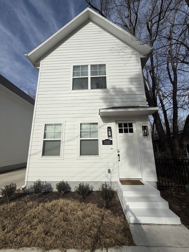 Photo - 1332 Van Buren Ave