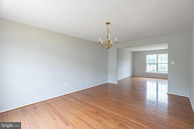 Building Photo - 8 Mintwood Dr Rental