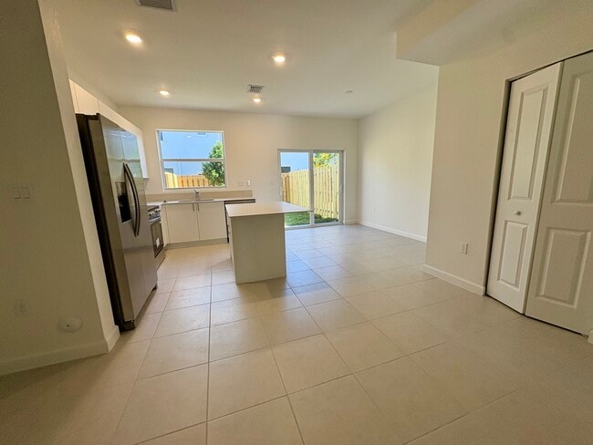 Photo - 35631 SW 178th Pl