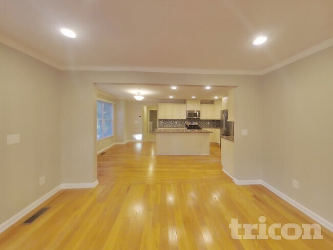 Photo - 4919 Post Oak Tritt Rd