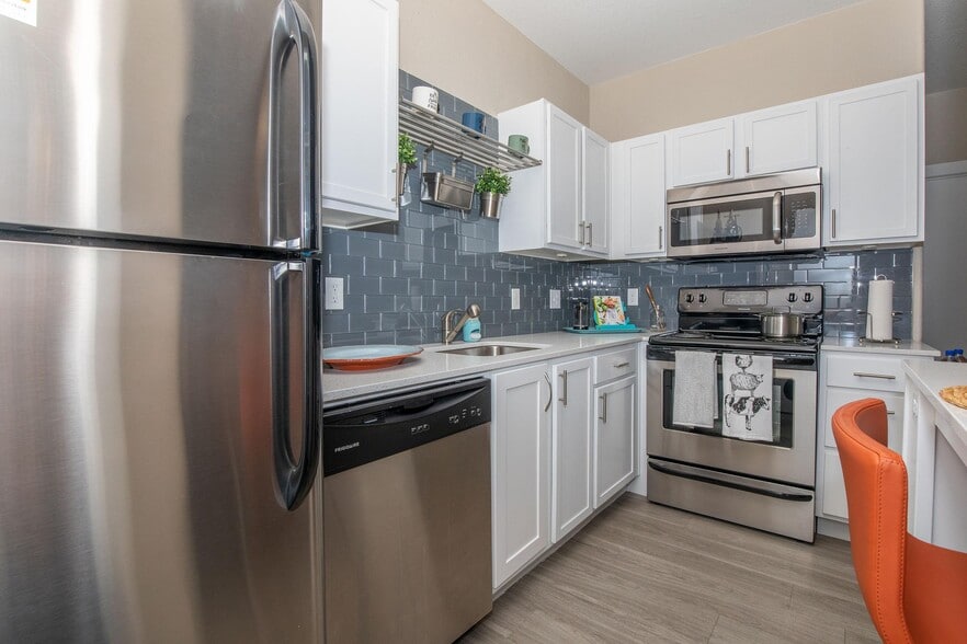 ALL ELECTRIC KITCHEN