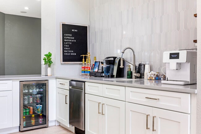 Cafetería - The Phoenix Orlando