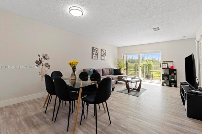 Photo - 4736 NW 114th Ave Unit 205