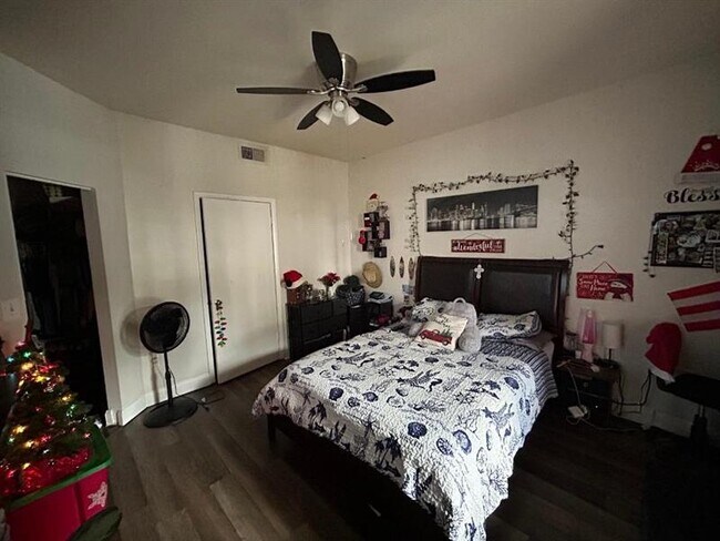 Photo - 2445 SW 18th Terrace Unit 103