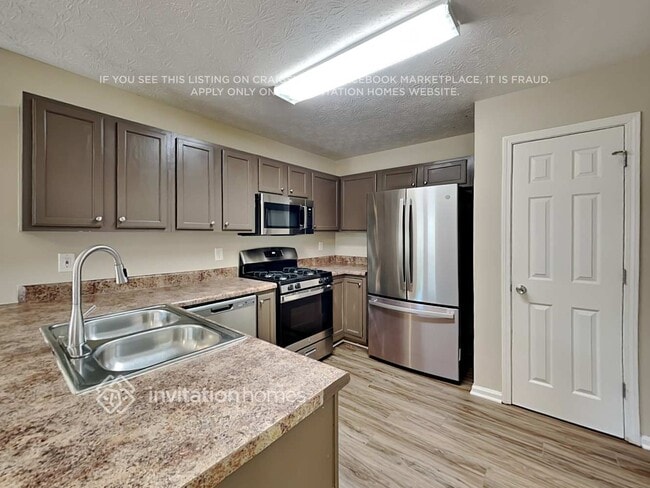 417 Autumn Lake Ct