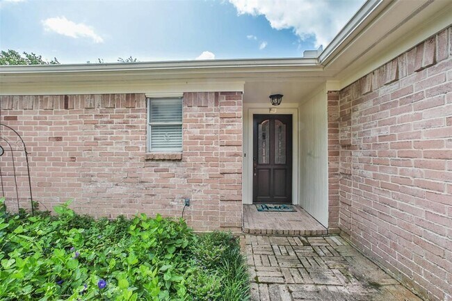 Photo - 6911 Sprigg St