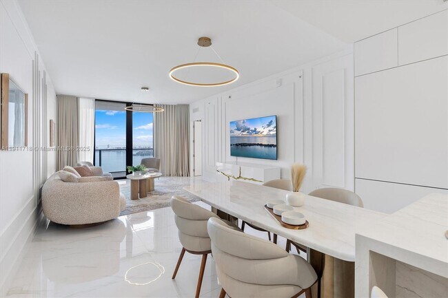 Photo - 700 NE 24th St Unit 4405