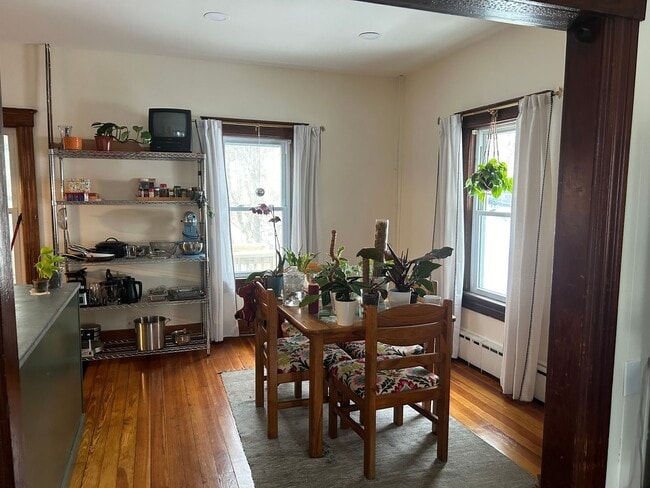 Photo - 12-14 West St Unit 14