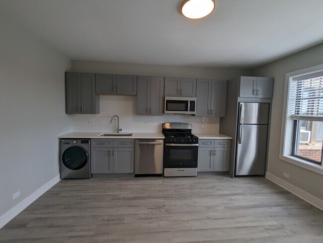 372 Hazel Ave