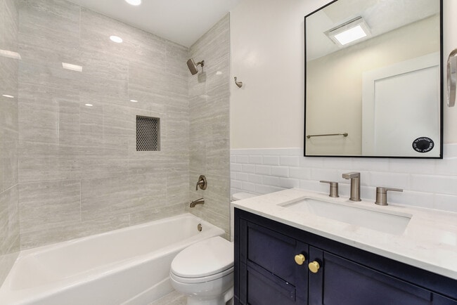 Photo - 5372 Garfield Ave Unit C